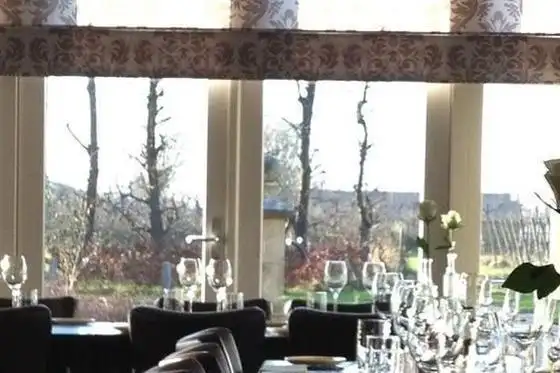 Interieur bij restaurant Saalig